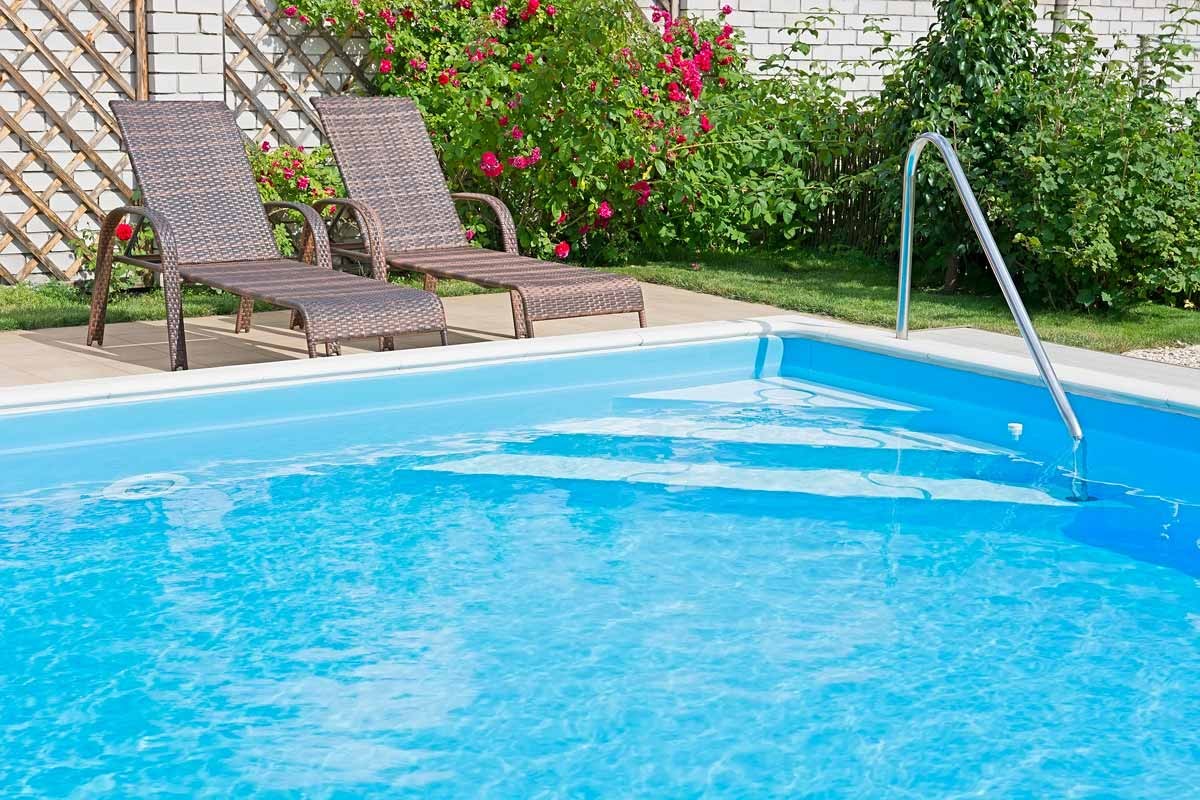 es normal que una piscina nueva pierde agua
